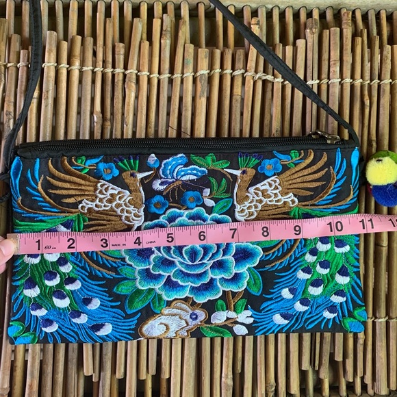 Boho Embroidered Flower Peruvian Crossbody Bag - Picture 9 of 9